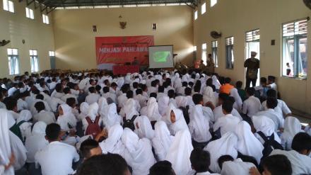 KEGIATAN ACHIEVEMENT MOTIVATION TRAINING ( AMT ) SMK N 1 PUNDONG 